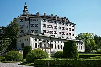 Schloss Ambras – Sehenswürdigkeit