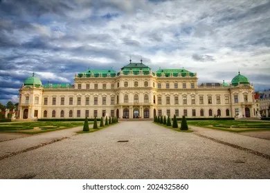 Schloss Belvedere – Sehenswürdigkeit