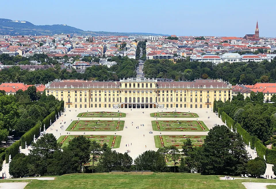 Schloss Schönbrunn – Sehenswürdigkeit