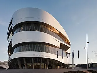Mercedes-Benz Museum – Sehenswürdigkeit