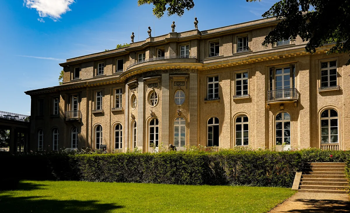 Wannsee-Konferenz – Gedenkstätte – historischer Ort