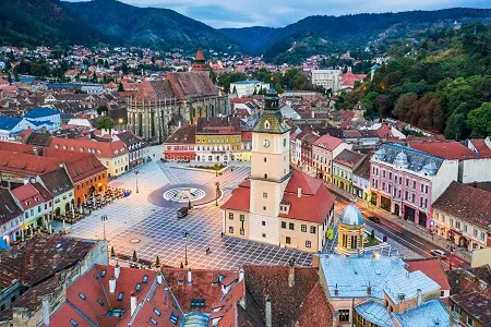 Piața Sfatului Brașov – obiectiv turistic