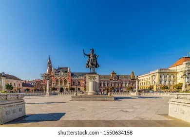 Piața Unirii Oradea – obiectiv turistic