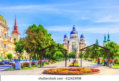 Piața Trandafirilor – obiectiv turistic
