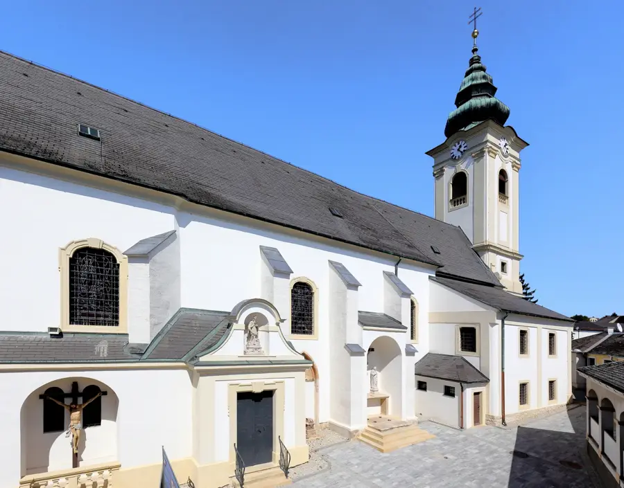 Lacul Neusiedl — Cetatea Forchtenstein (Austria)