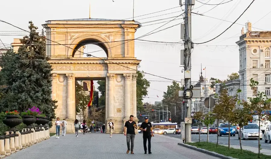 Chișinău — Triumphal Arch (Moldova)