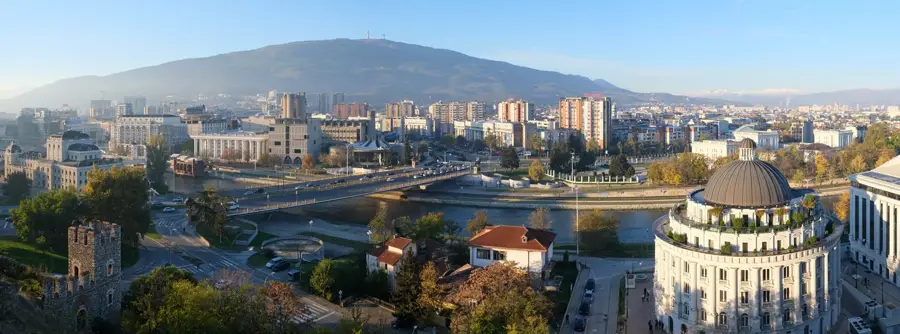 Blick auf das Skopje-Tal — Kloster Prohor Pčinjski (Serbien)