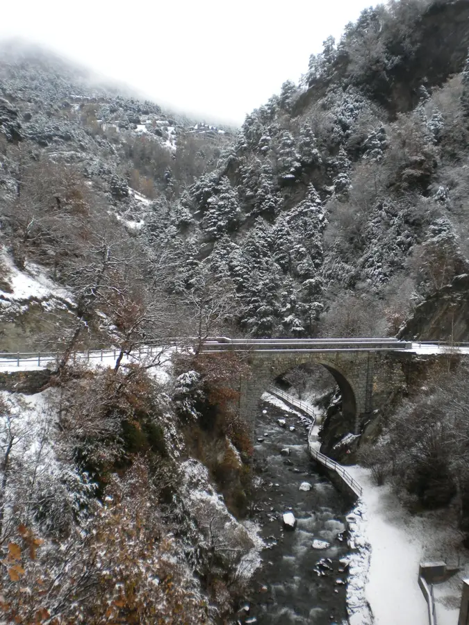 Biotermelő farm Anyósban — Sispony (Andorra)