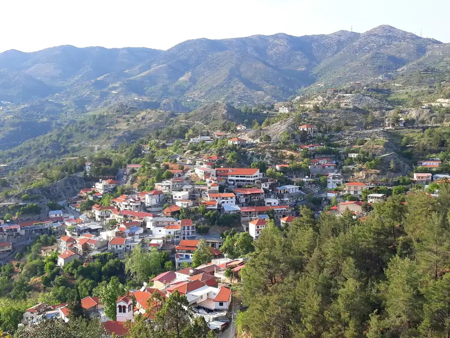 Die Rosenfabrik Agros — Adventure Mountain Park (Zypern)