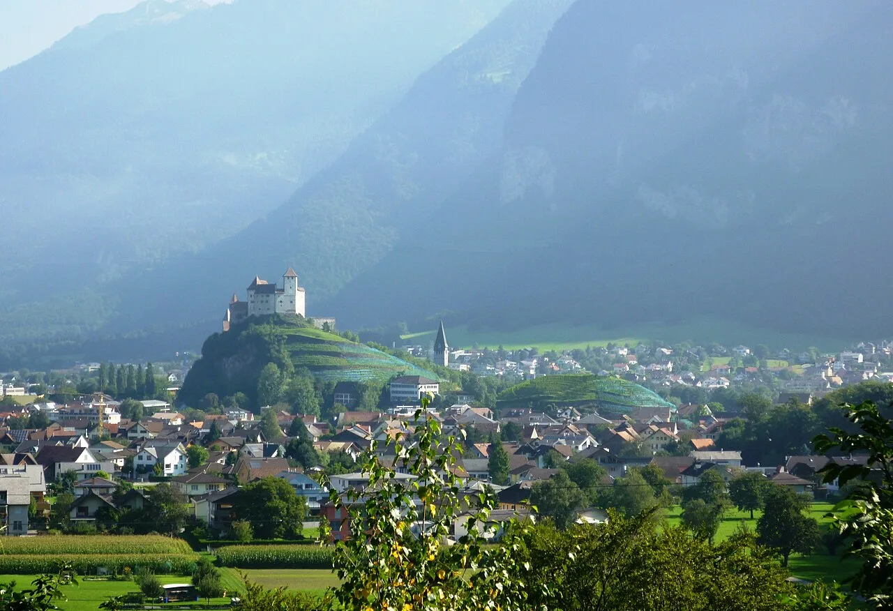 Balzers Biohof 2 — Balzers Aussichtspunkt 2 (Liechtenstein)