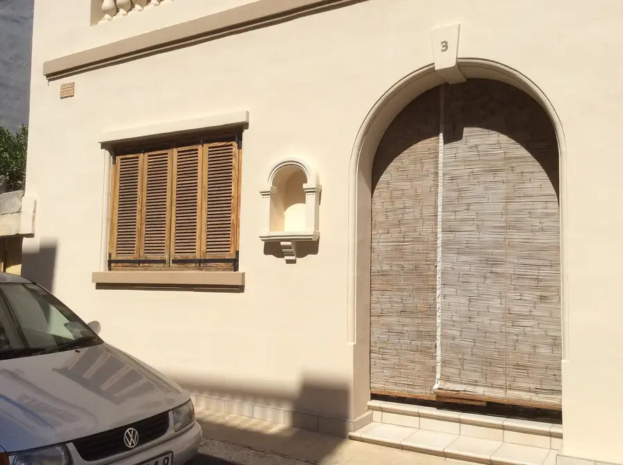 Mgar Erdbeerfelder — Victoria Lines (Malta)