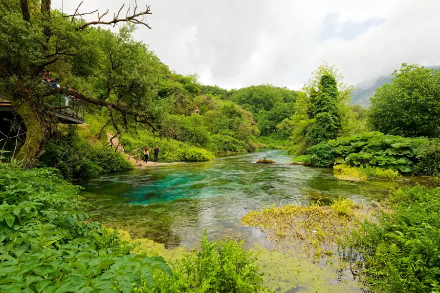 Ochiul Albastru (Syri i Kaltër) — Gjirokastra (Albania)