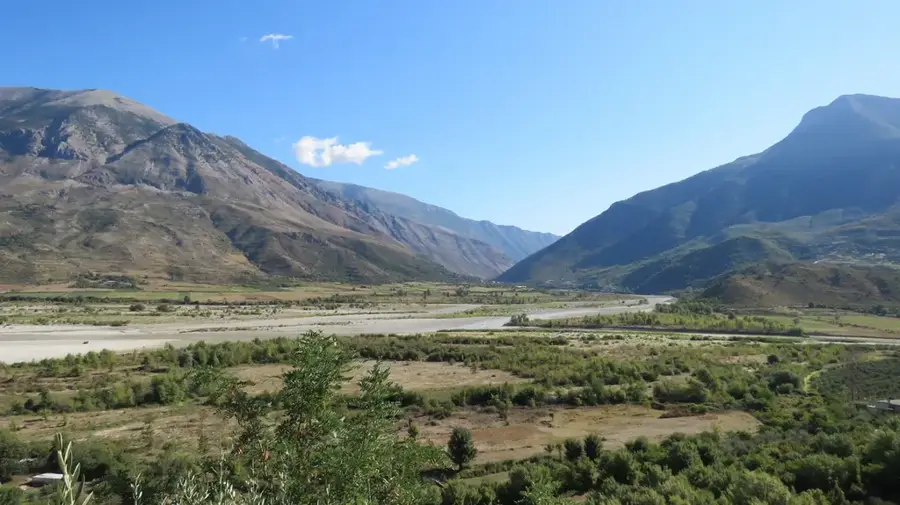 Naturschutzgebiet Bredhi i Sotirës — Das Blaue Auge (Albanien)