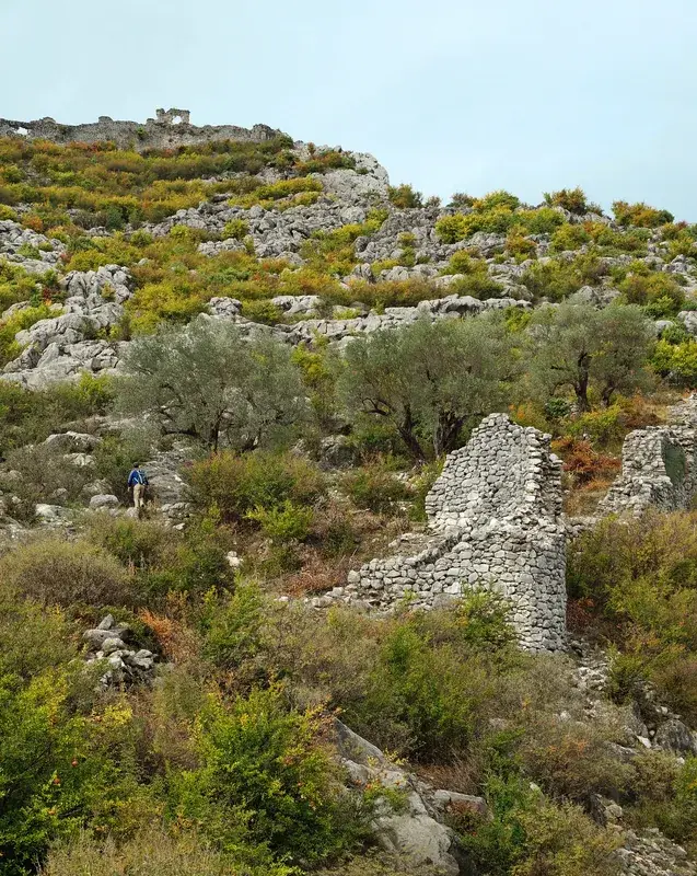 Burg Drisht — Shkodrasee (Albanien)