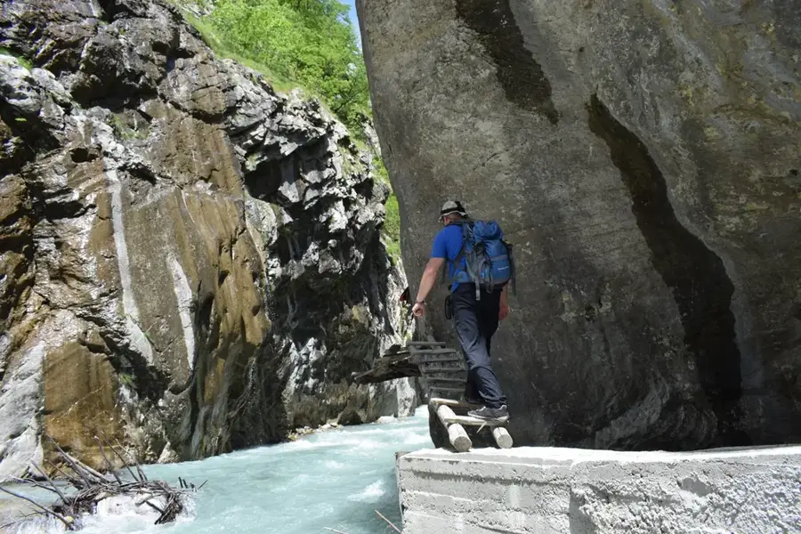 Naturreservat Gashi-Fluss — Valbona-Tal (Albanien)