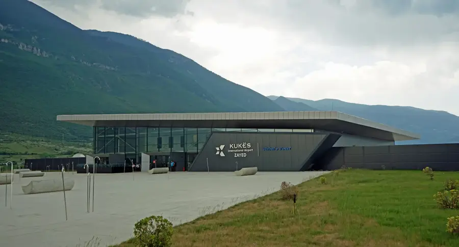 Flughafen Kukës Zayed — Berg Korab (Albanien)