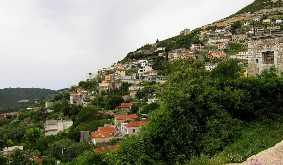 Lukovë — Das Blaue Auge (Albanien)