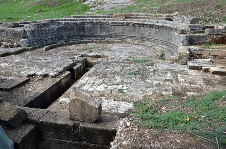 Oricum — Vlorë (Albania)