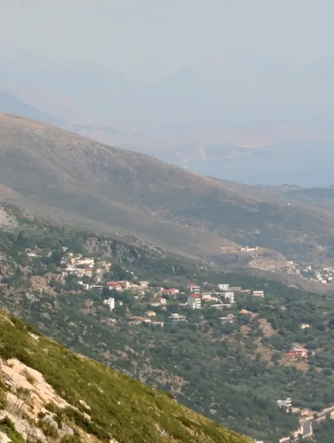 Palasë — Das Blaue Auge (Albanien)