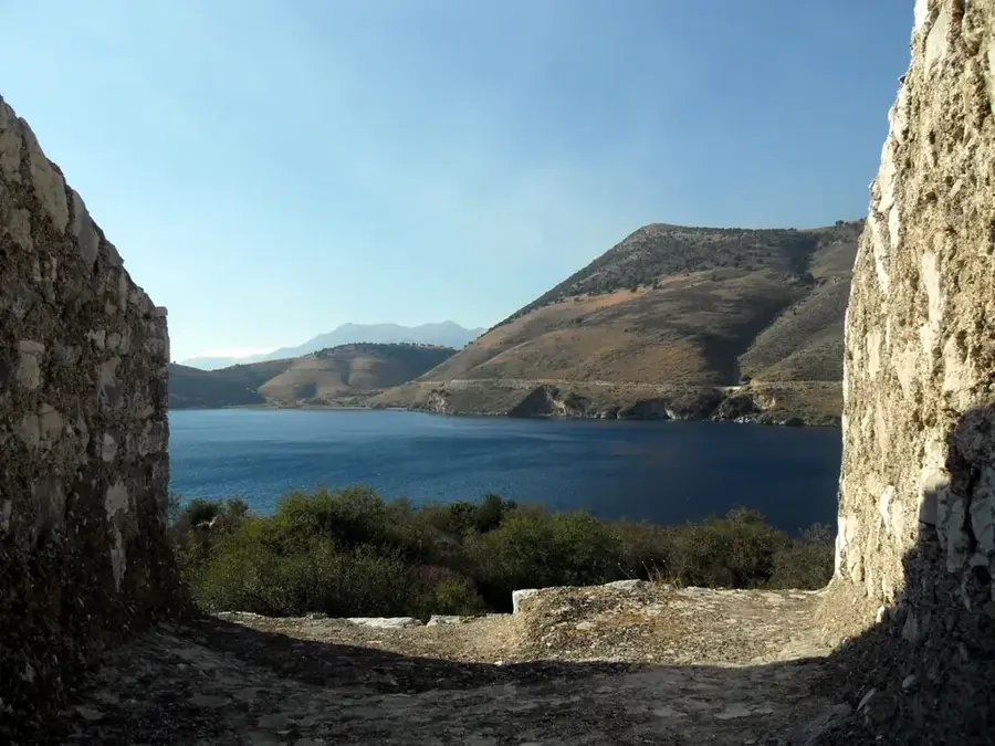 Porto Palermo vár — Llogara-hágó (Albánia)