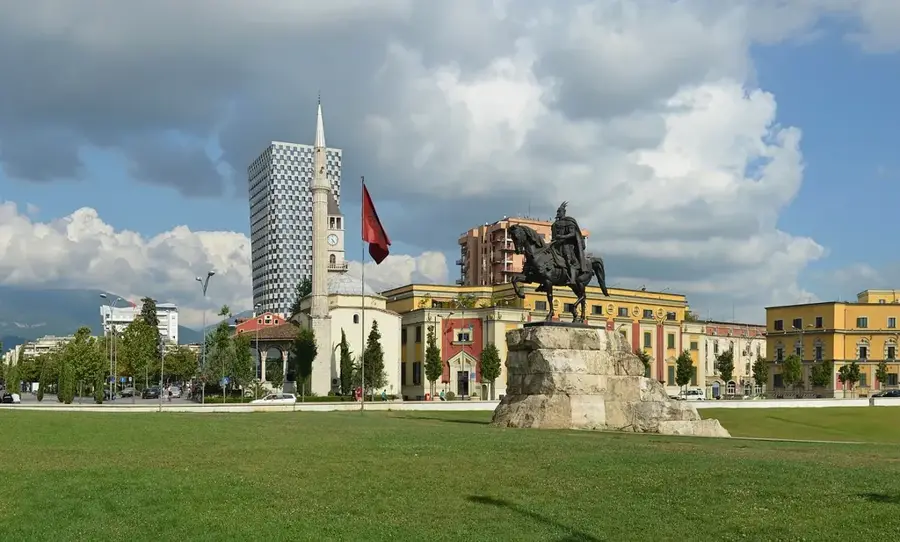 Piața Skanderbeg