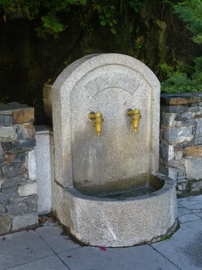 Heizkraftwerk Escaldes — Fuchs-Allgegenwärtig (Andorra)