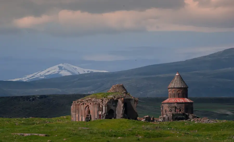 Ani — Artik (Armenien)