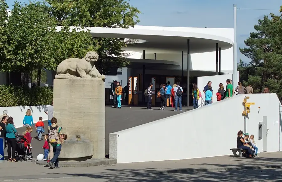 Grădina Zoologică Drobeta — Munții Mehedinți (România)