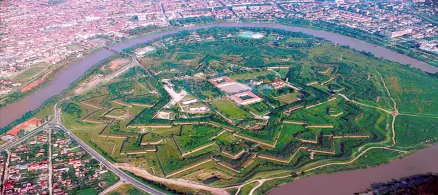Fortul Arad — Arad (Bahrain)