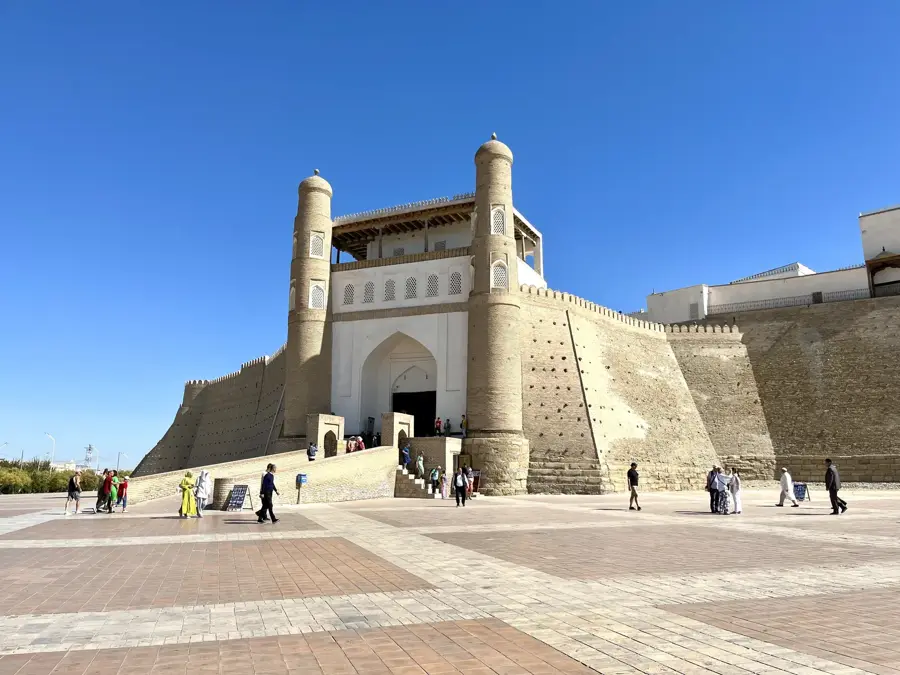 Zitadelle Ark — Chor Minor (Usbekistan)