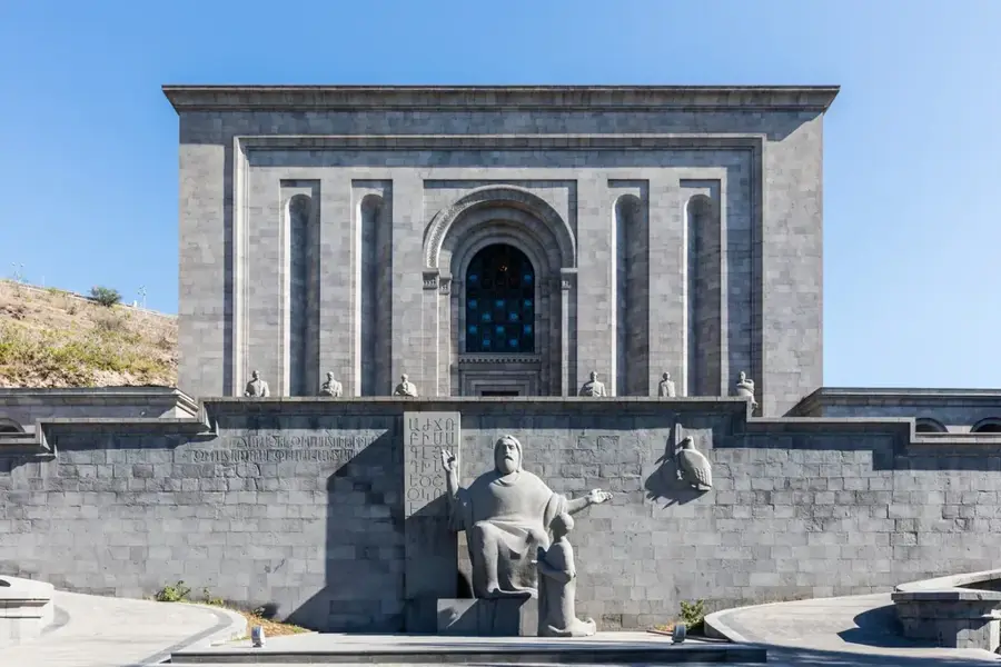 Matenadaran — Siegespark (Armenien)