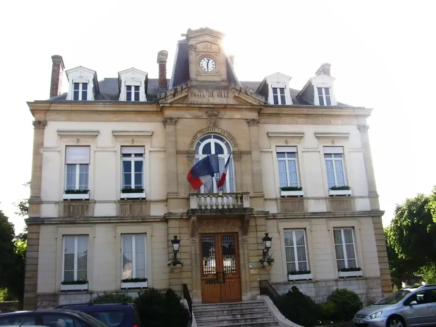 Arpajon – city