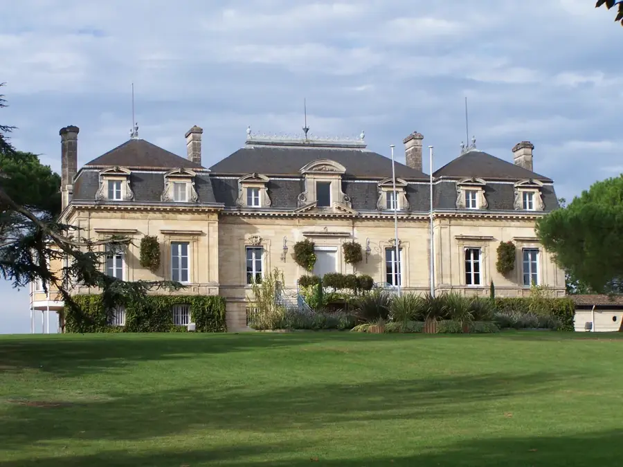 Artigues-près-Bordeaux – city