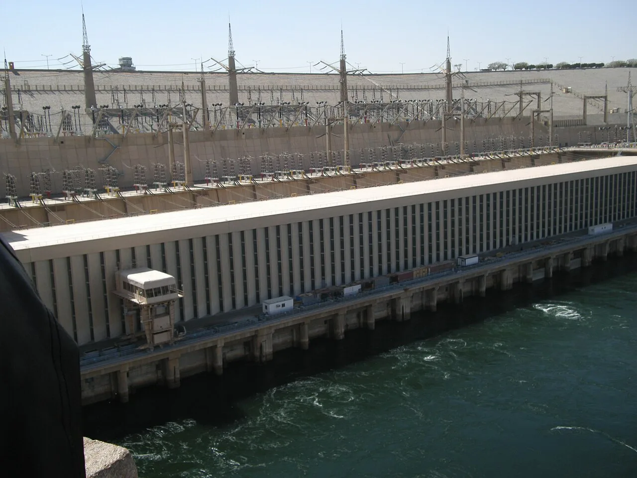 Hidrocentrala Barajul Aswan — Lacul Nasser (Egipt)