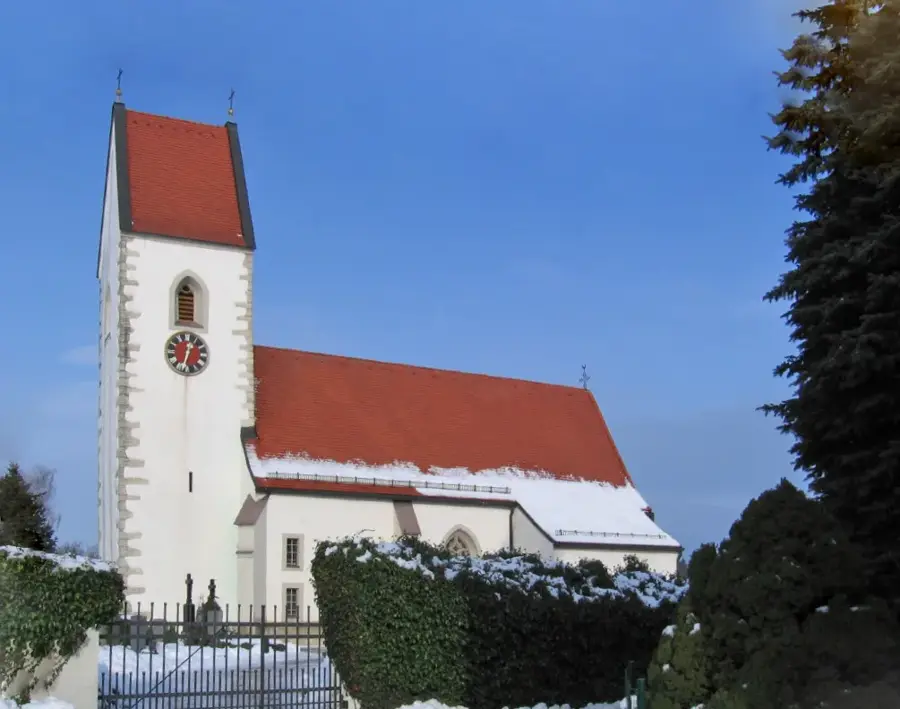 Pasching — Barajul Lipno (Cehia)