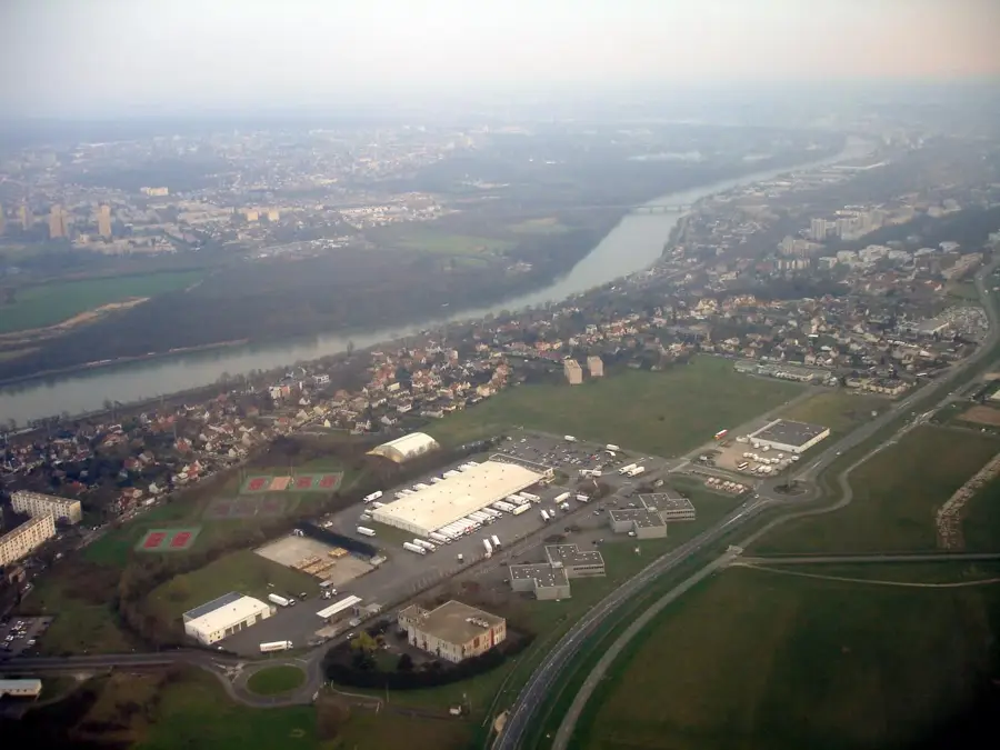 Athis-Mons – city