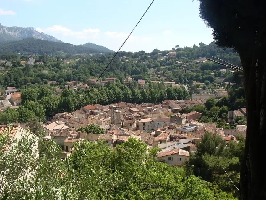 Auriol – city