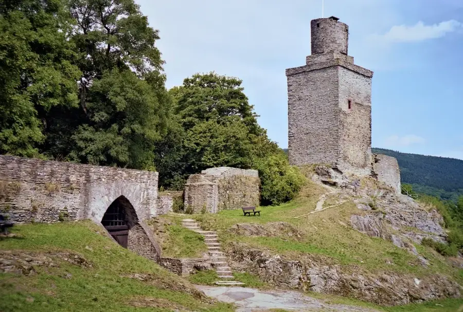 Burgruine Falkenstein