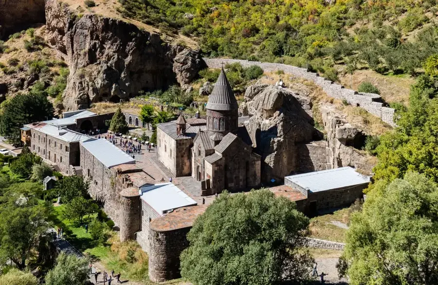 Azat Valley — Sevan-Hrazdan Cascade (Armenia)