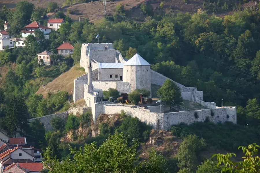 Festung Travnik — Festung Vranduk (Bosnien und Herzegowina)