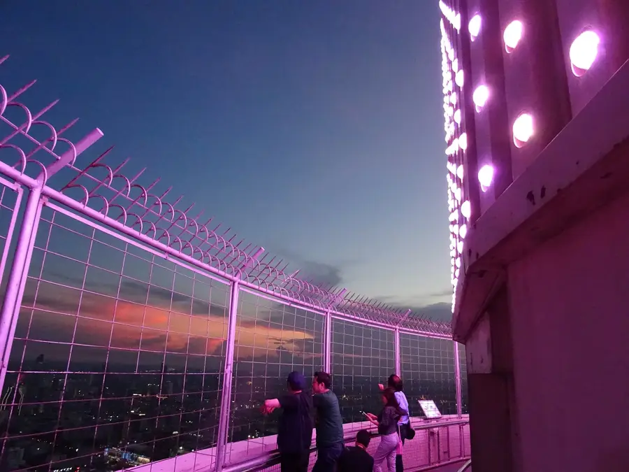 Baiyoke Tower II — Bangkok (Thailand)