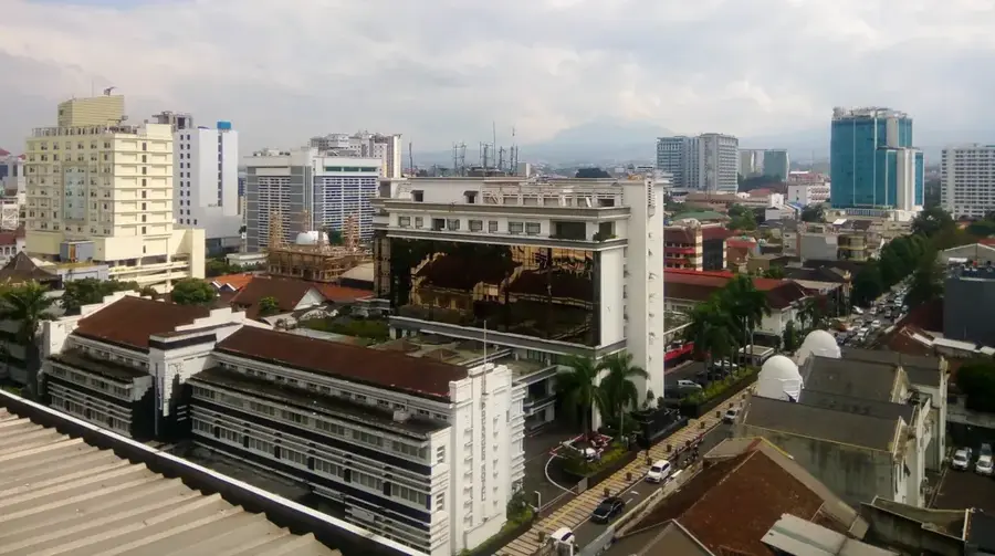 Teeplantagen von Bandung — Tasikmalaya (Indonesien)