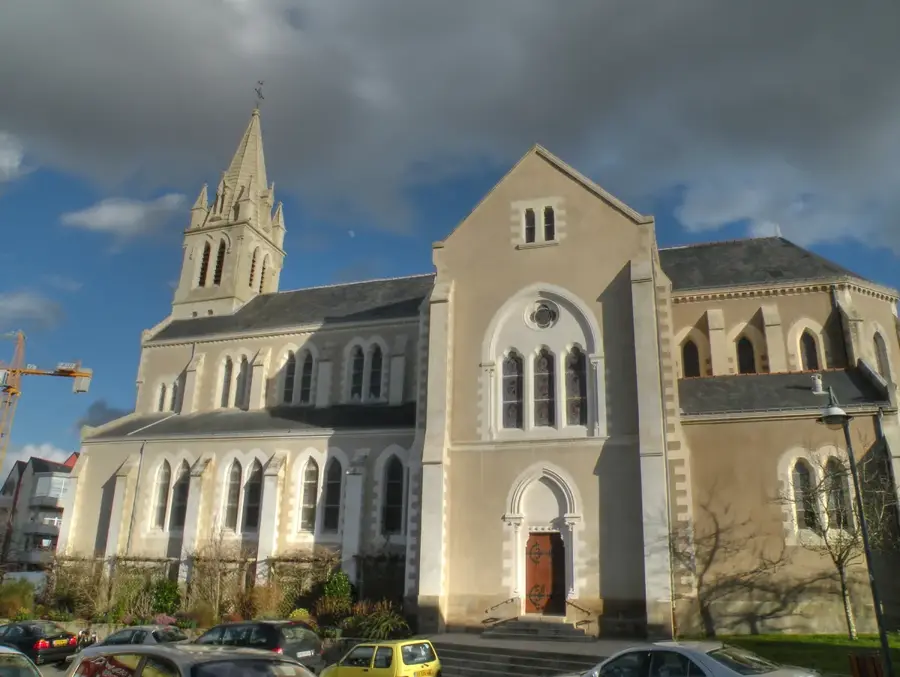 Basse-Goulaine – city