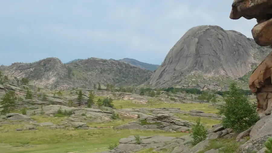 Nationalpark Bajanaul — Kupfermine Boschtschakol (Kasachstan)