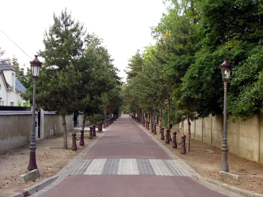 Beauchamp – city