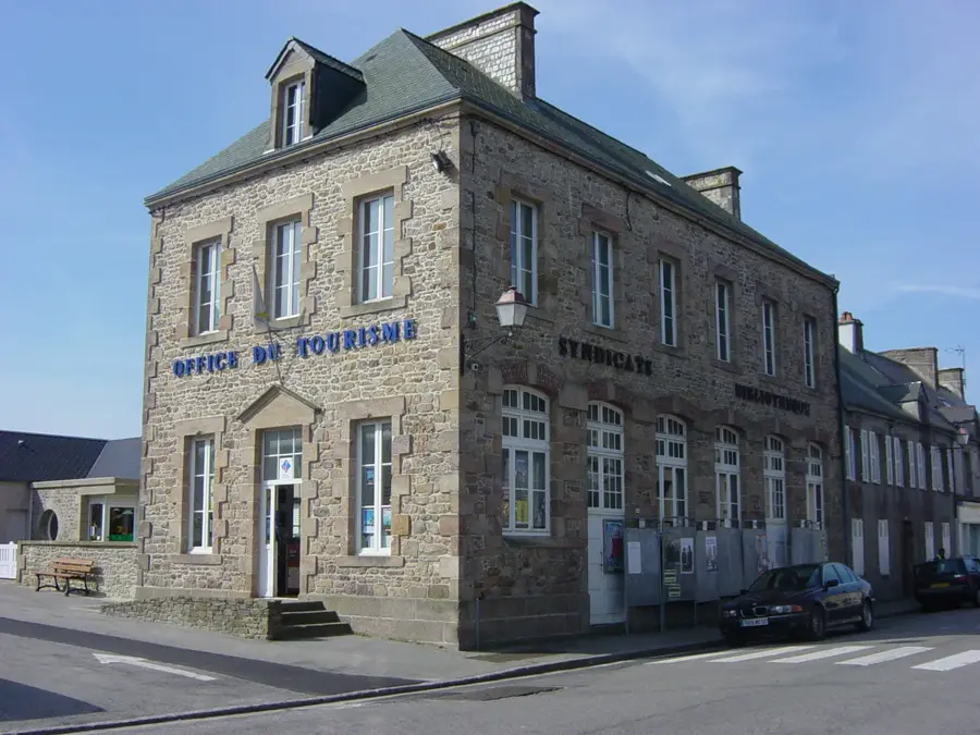 Beaumont-Hague – city