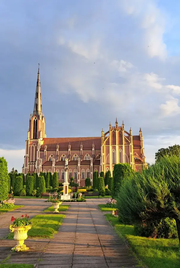 Szentháromság-templom (Gervjati)
