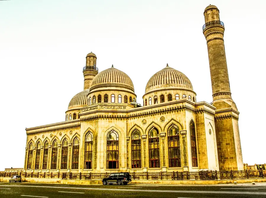 Bibi-Heybat-Moschee — Schlammvulkane (Aserbaidschan)