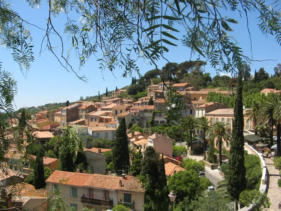 Bormes-les-Mimosas – city
