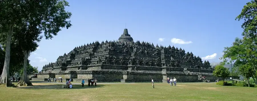 Borobudur Tempel — Surakarta (Solo) (Indonesien)